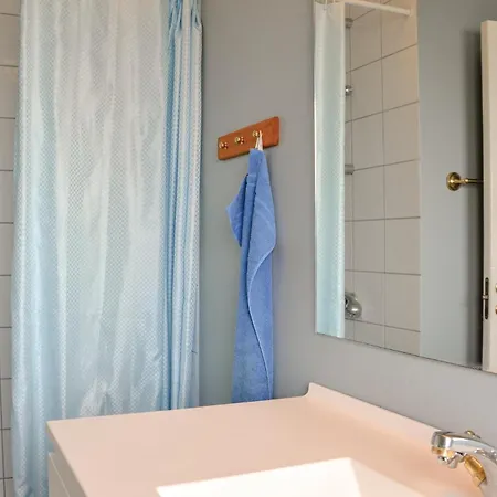 Two-bedroom In 펜션 *