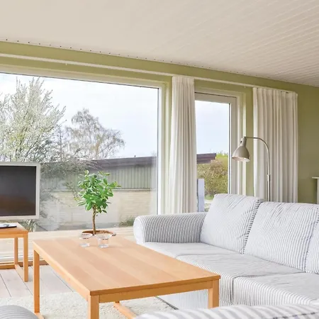 Two-bedroom In 펜션 Skibby