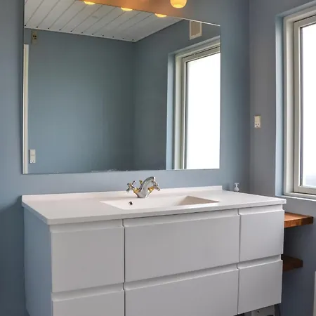 Two-bedroom In 펜션 *