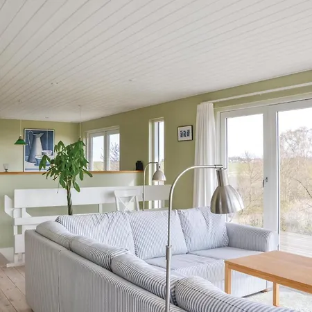 Two-bedroom In 펜션 *